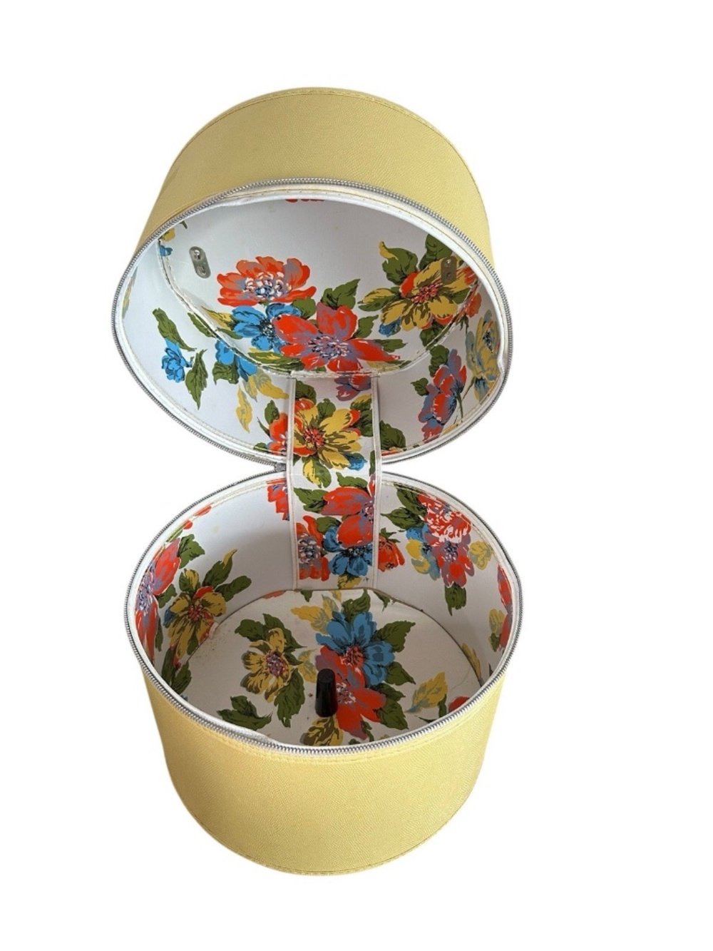 Vintage Mid-Century Butter Yellow Wig / Hat Box Round Travel Case w/ Handle
